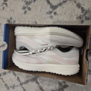 Brooks Revel 7 Running Shoes Size 11 New